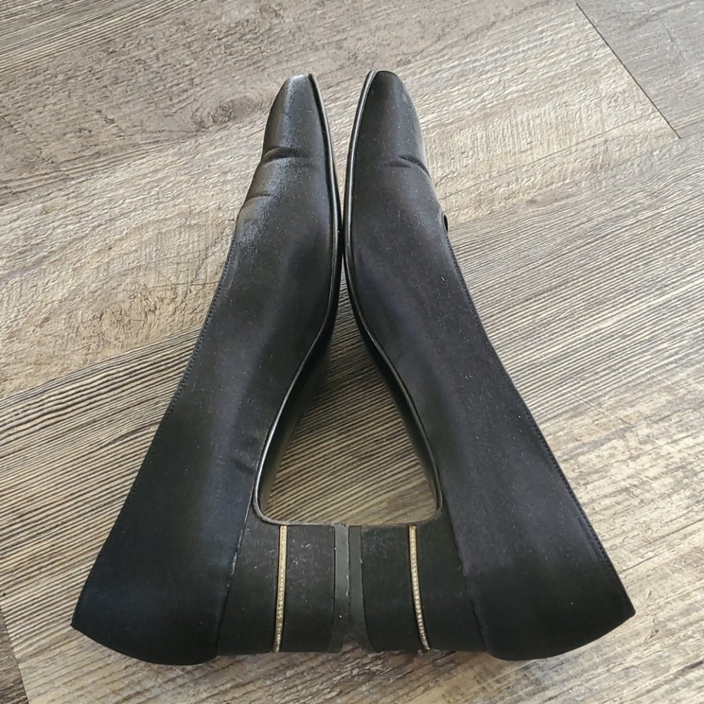 Salvatore Ferragamo black fabric shoes size 8C - Picture 7 of 11